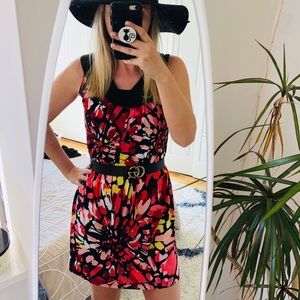 Beautiful summer wavy dress size 4